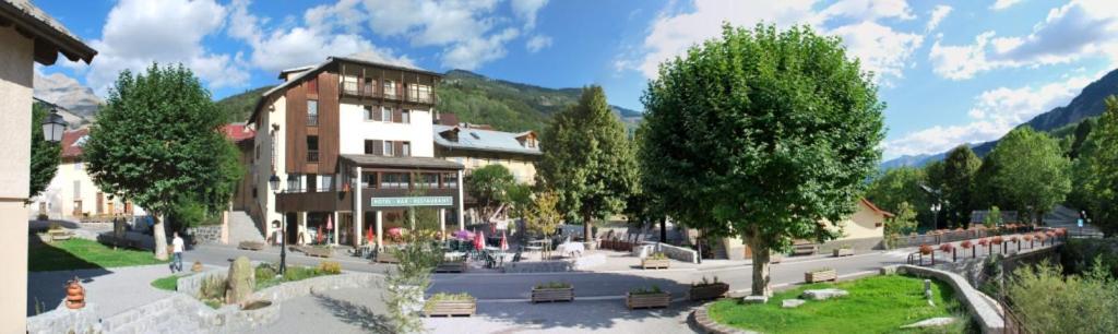 Auberge Roche Grande Entraunes Bagian luar foto
