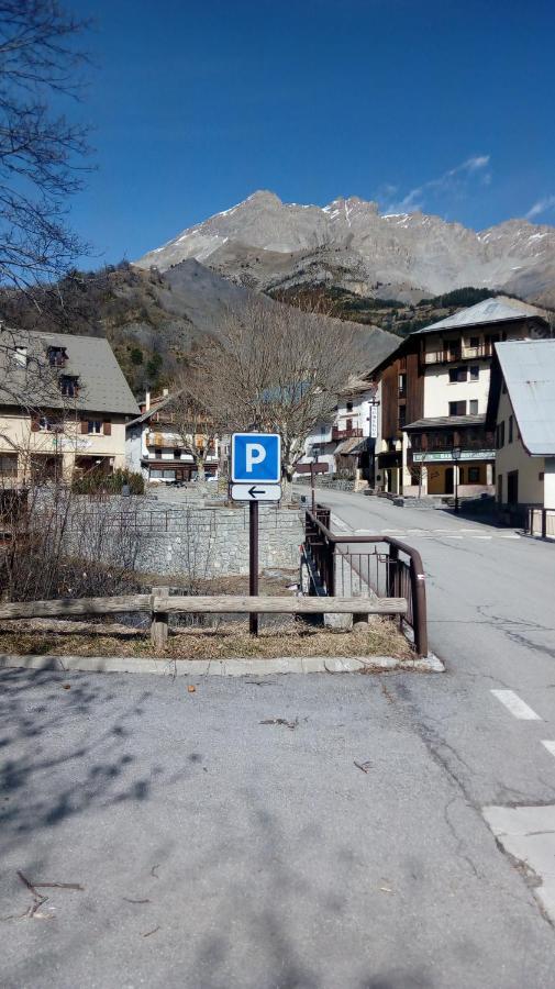 Auberge Roche Grande Entraunes Bagian luar foto
